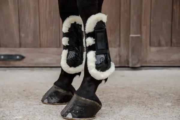 Paratendini con Velcro e Pelle di Pecora Vegana